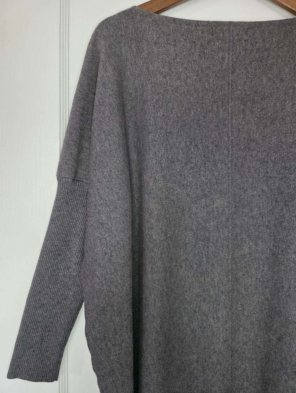 Orange Fashion Village Poncho Sweater – Approximate Size L – Gray - Picture 3 of 5